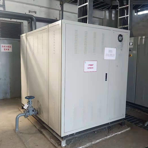 4臺800KW電熱水鍋爐現(xiàn)場安裝圖